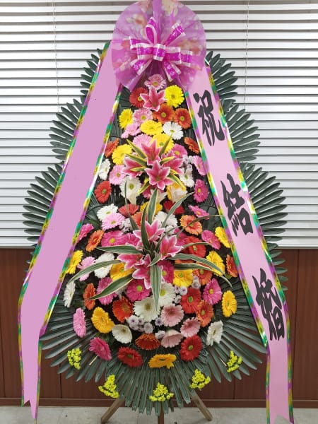 웨스턴빌리프 웨딩홀 온라인 커뮤니티 회원들이 랜선 너머 마음을 모아 보낸 화환